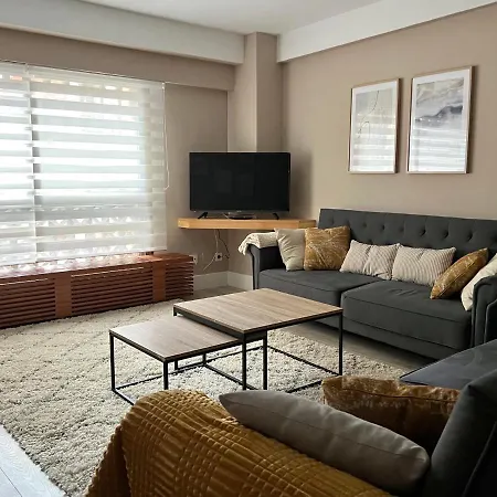 Belle Maison Vut-le-779 *