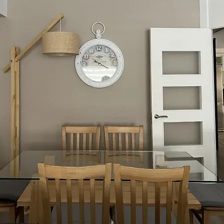 Belle Maison Vut-le-779 דירה *