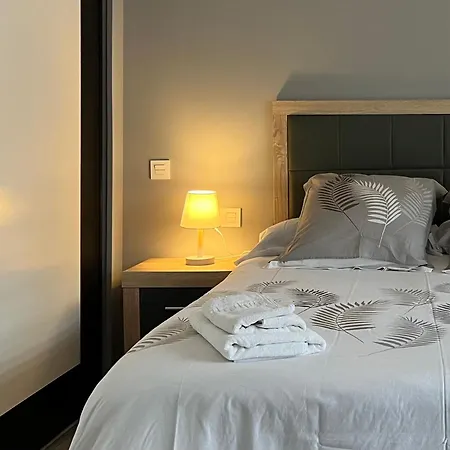 Belle Maison Vut-le-779 דירה *