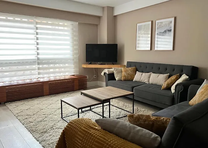 Belle Maison Vut-le-779 *